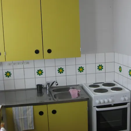 One Rm Next To Old Apartment *
