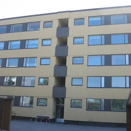 One Rm Next To Old Rauma